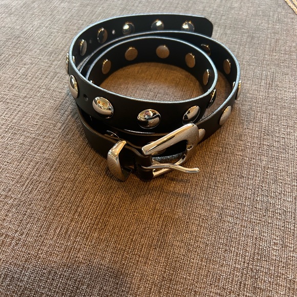 Madewell Studded Black Leather Western Belt - Picture 2 of 3